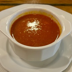 Harcsa halászlé csészében 2.5 dl.