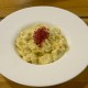 Húsos tortellini négy sajtos mártásban